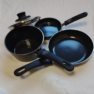 Mini Nonstick Cookware Set with Lid - Black